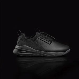 Clove shoes in ABO, size 8